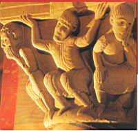 France, Saone-et-Loire, Anzy-le-duc, Chapiteau du choeur decore d'un atlante entre 2 hommes